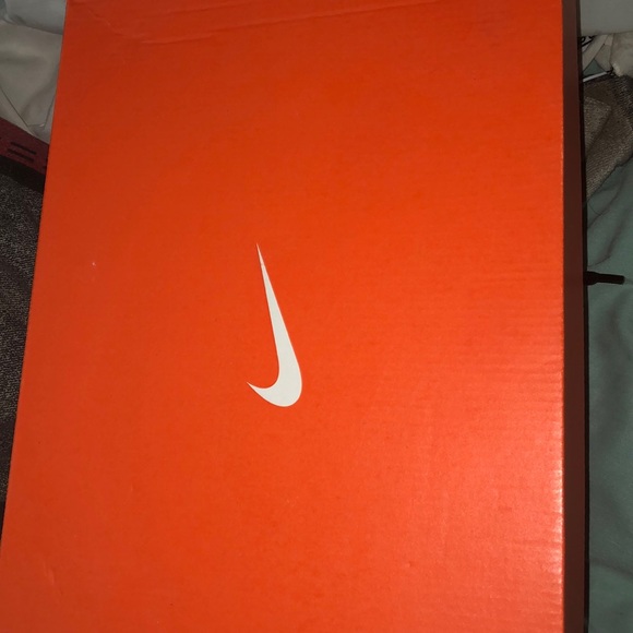 Kyrie’s - Picture 2 of 3